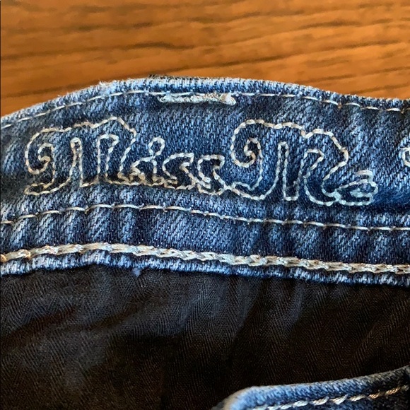 👖🎈HP👖🎈Miss Me bootcut Jeans - Picture 3 of 8